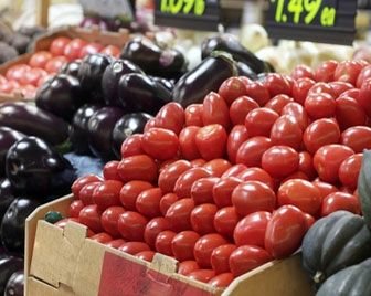 Почти половина британских фруктов и овощей выбраковываются из-за внешнего вида